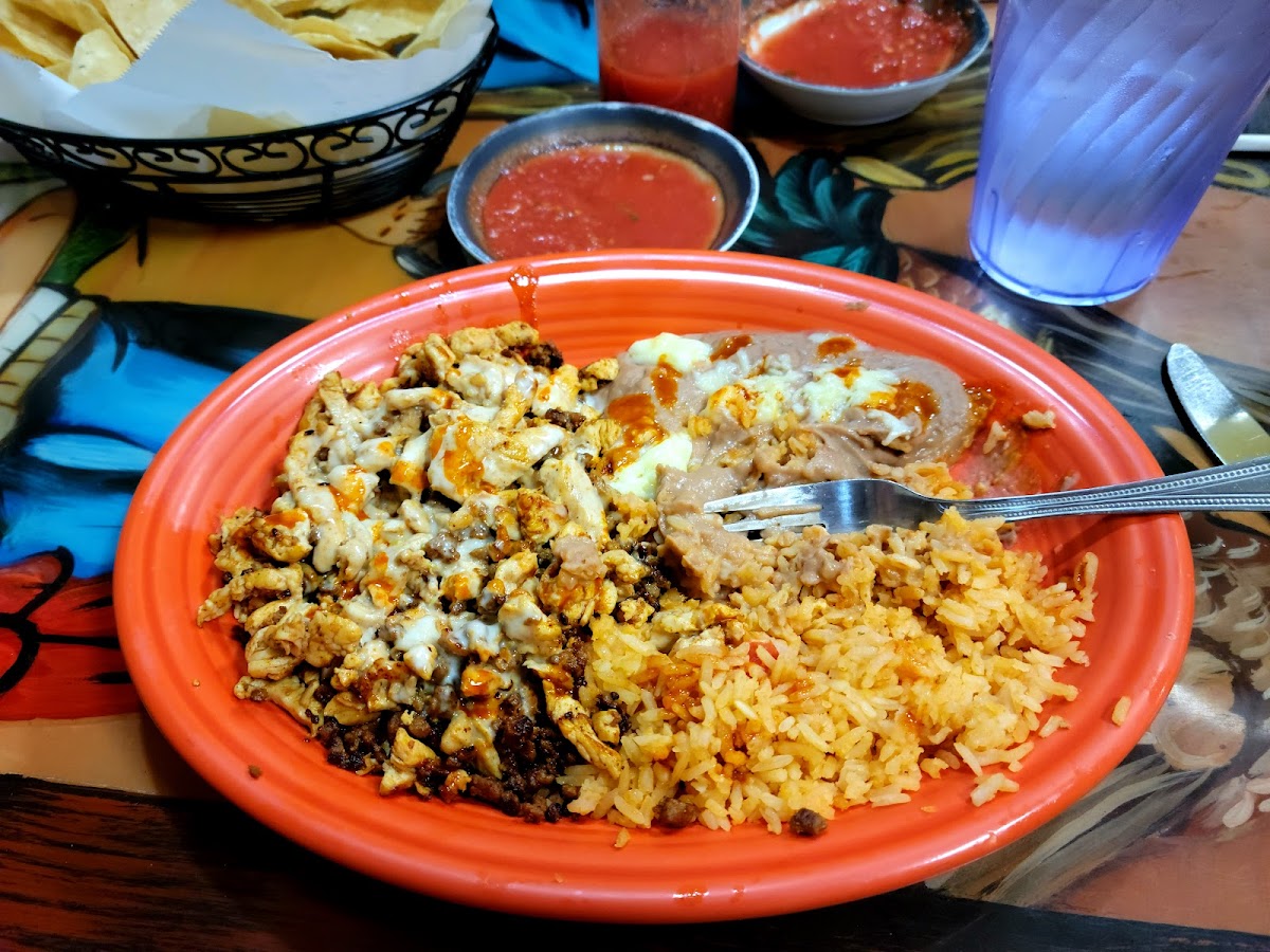 El Puerto Mexican Restaurant - Clay Center - Photo 2