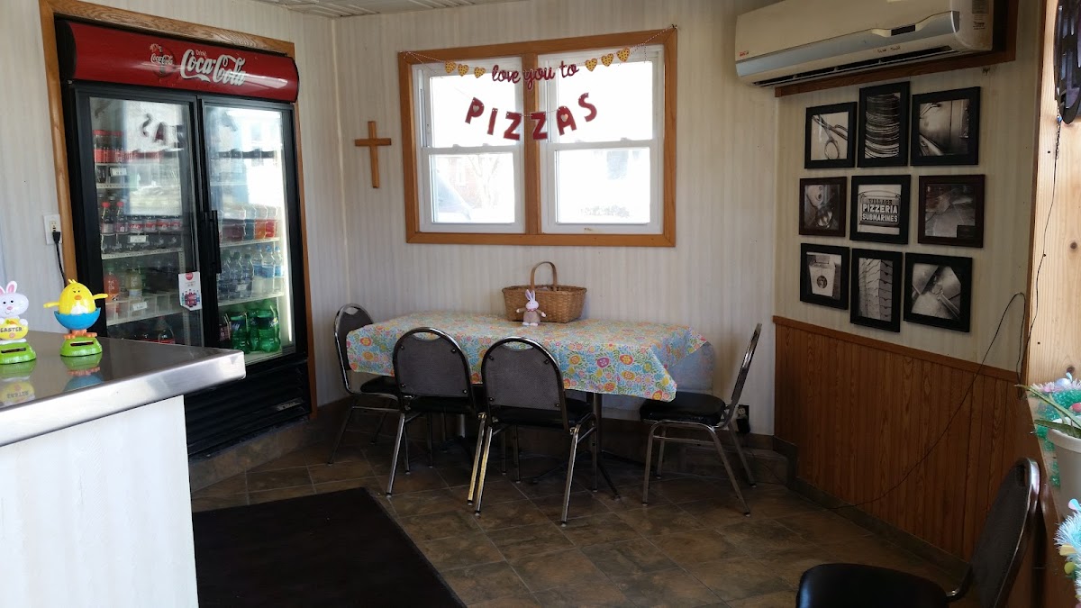Village Pizzeria - Sebewaing - Photo 2