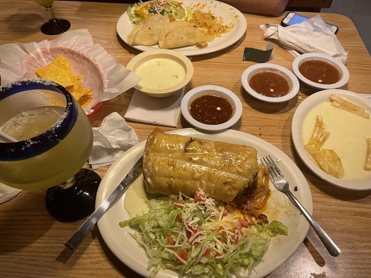 Fiesta Mexicana - Dalton - Photo 9
