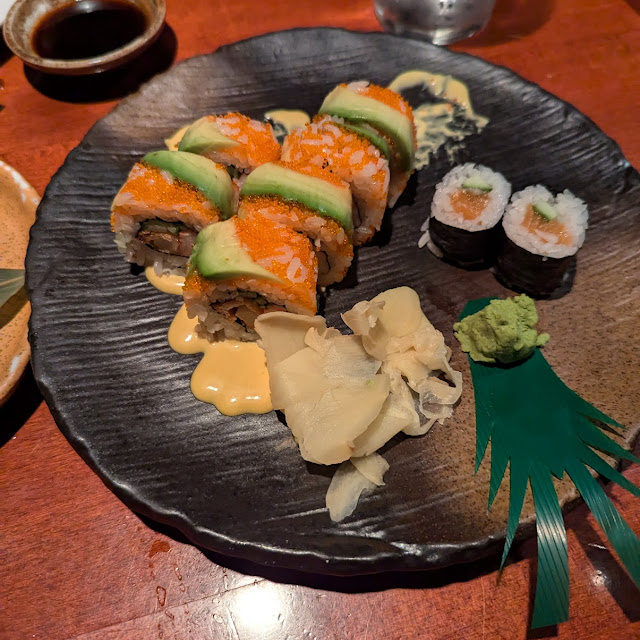 Sushi & Sashimi Bento