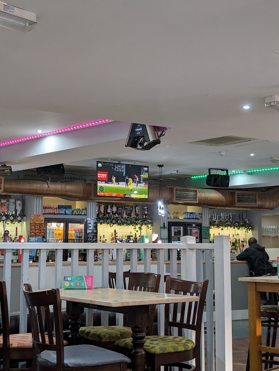 The Phoenix - 12 Tufton St - Photo 2