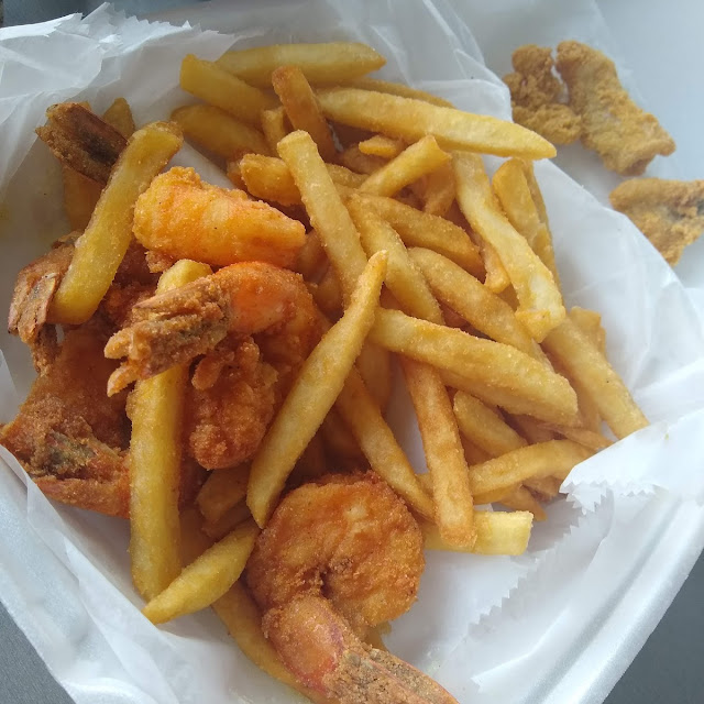Regular Shrimp Basket with Fries
