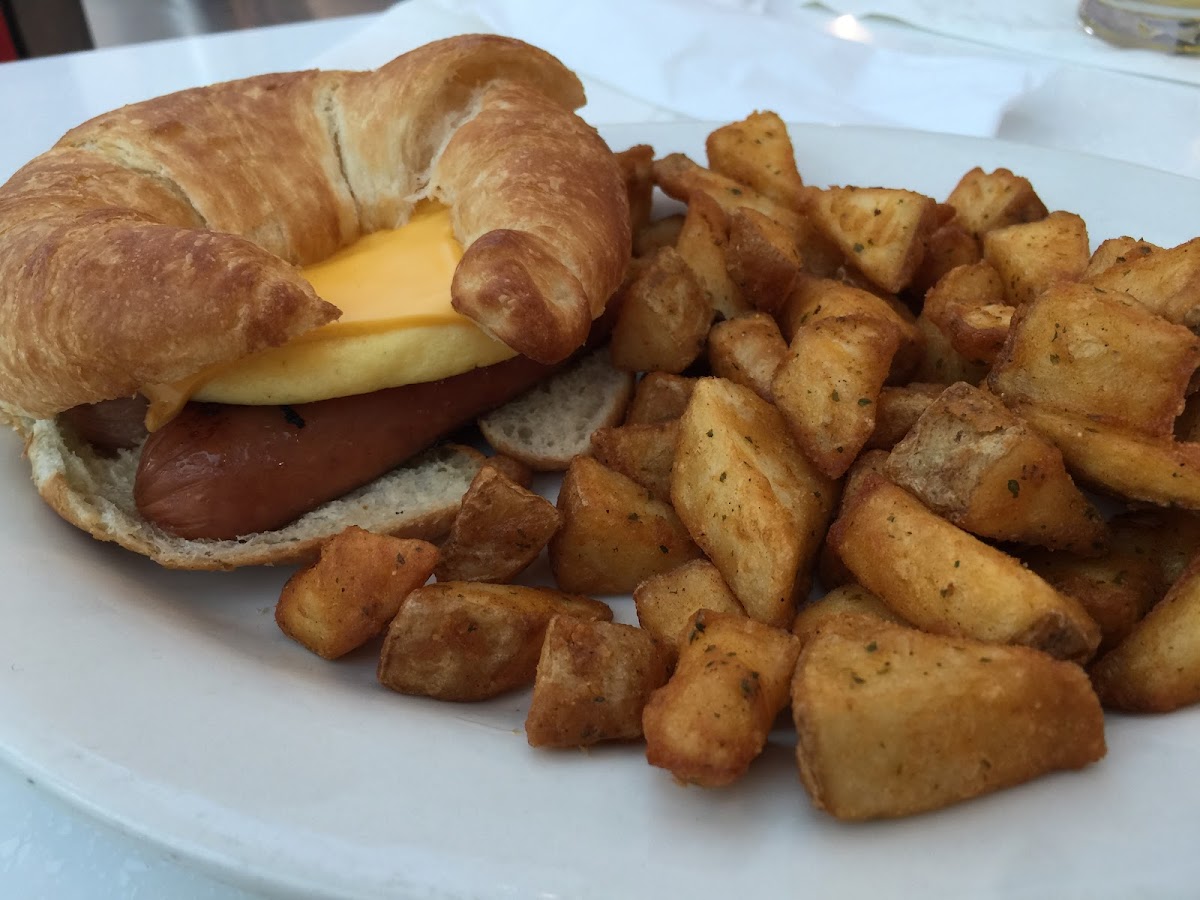 Pavilion Bar and Grill - Myrtle Beach - Photo 7