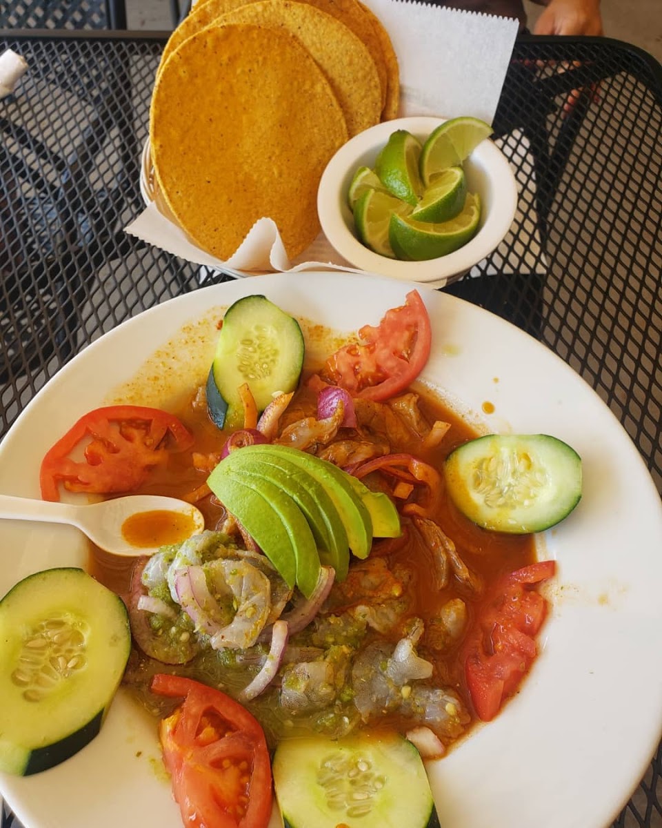 Mi Pueblo Restaurant - Green Bay - Photo 9