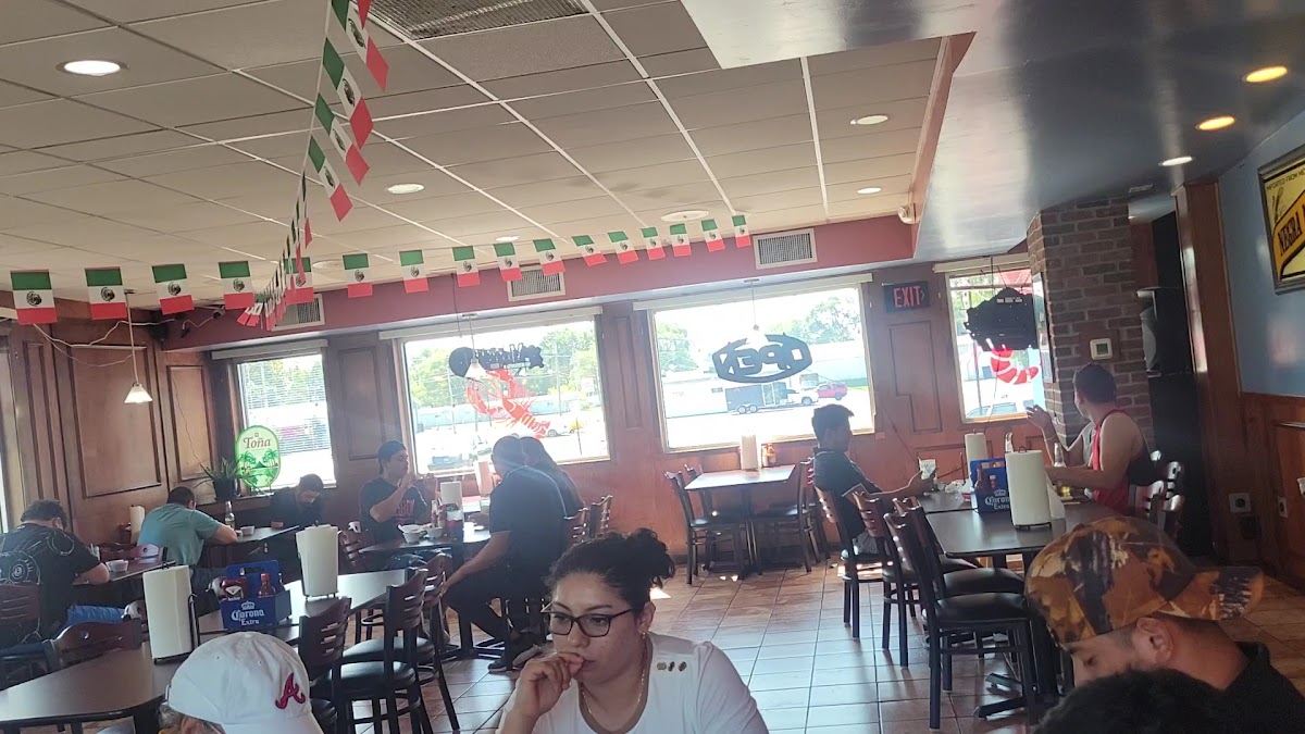 Mi Pueblo Restaurant - Green Bay - Photo 1