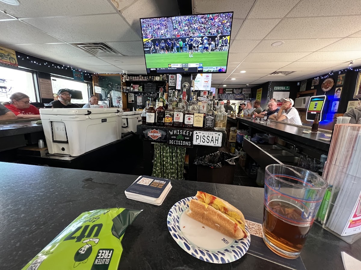 Shamrock Cafe - Suffield - Photo 1