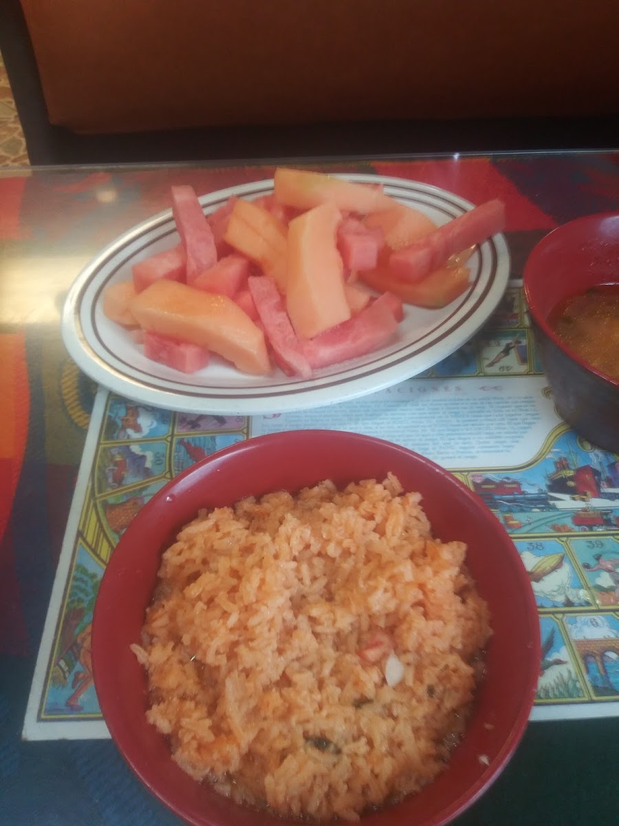 La Fogata Restaurant - Arvin - Photo 8