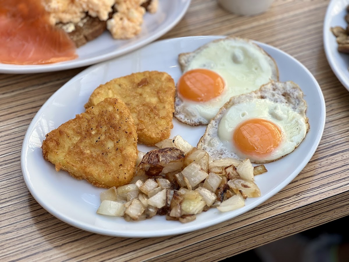 Olivers Bistro Cafe - Photo 9