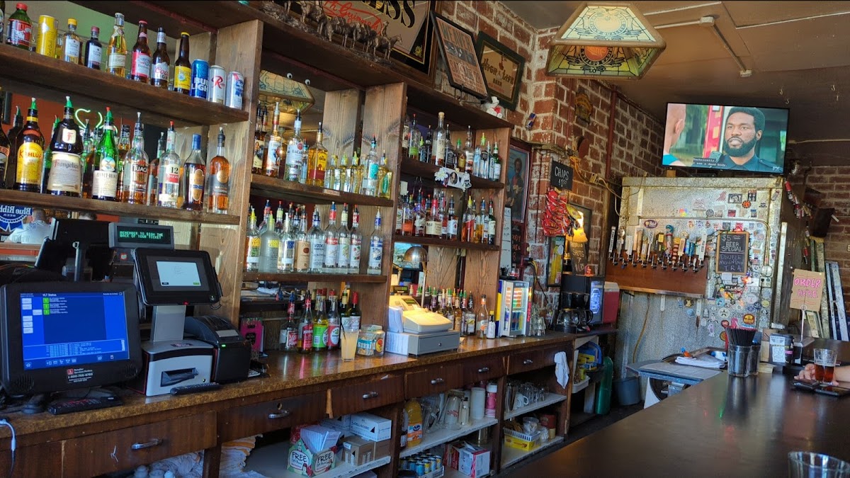 Angelo's - Portland - Photo 3