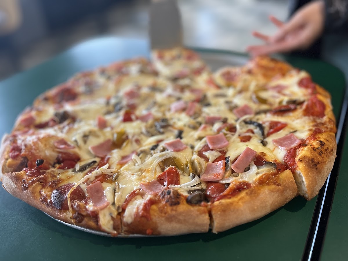 Santino's Pizza - Oakfield - Photo 7