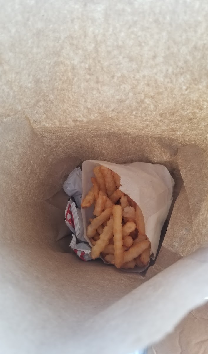 Burger Baron - Carstairs - Photo 5