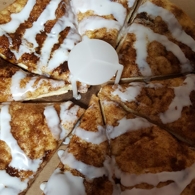 Cinnamon Dessert Pizza