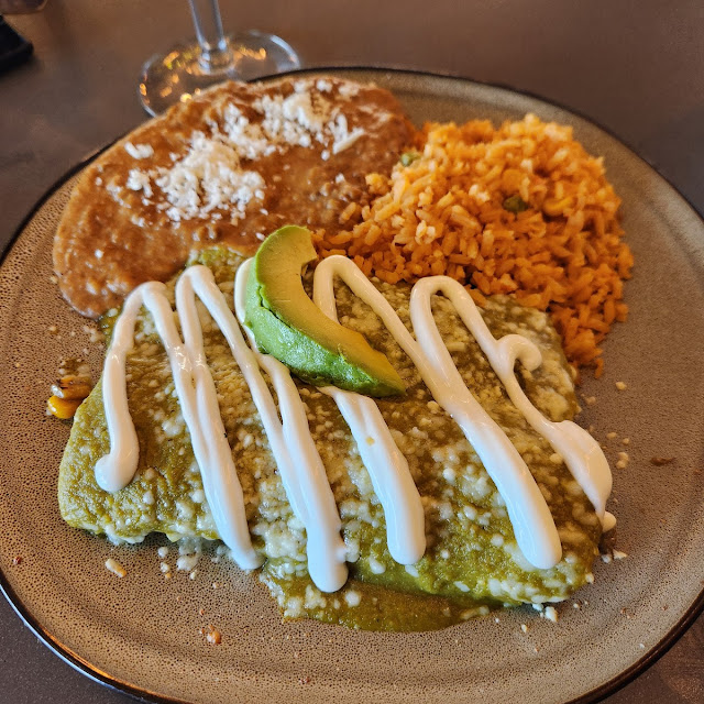 Enchiladas Rajas Con Crema