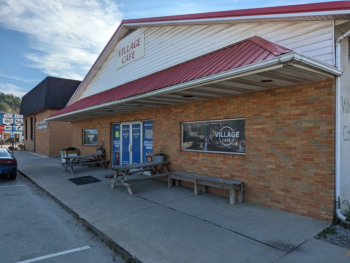 Village Café - Laurelville