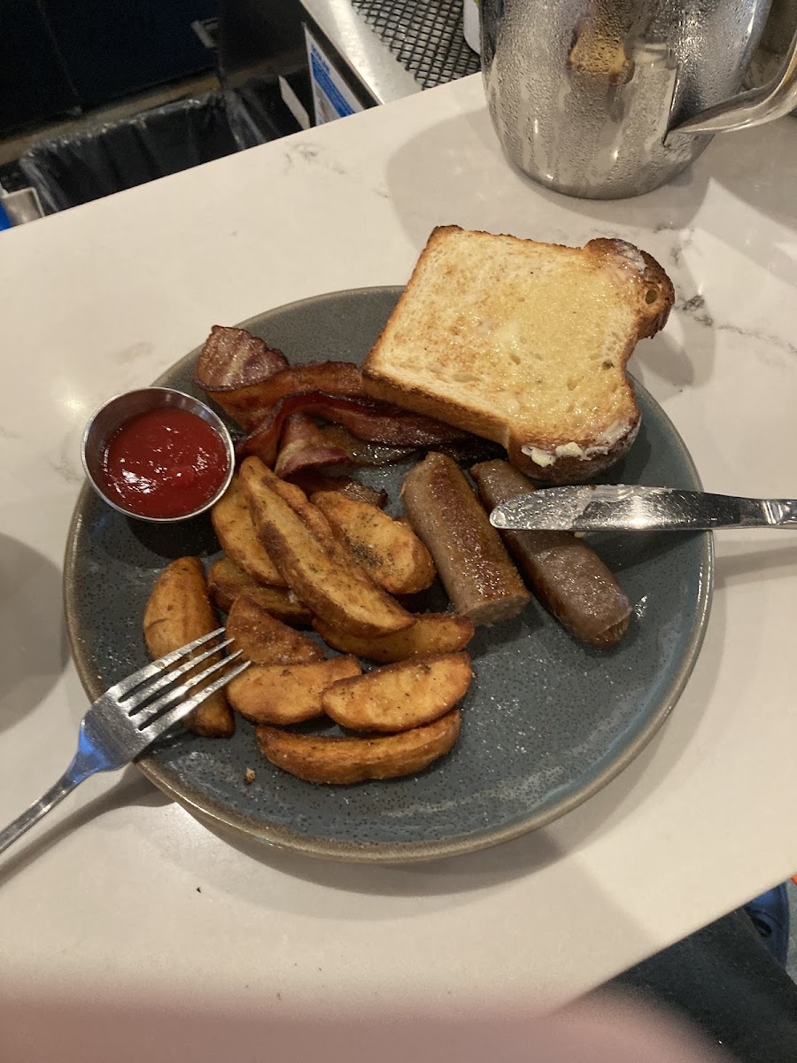 OEB Breakfast Co. - North Vancouver - Photo 4