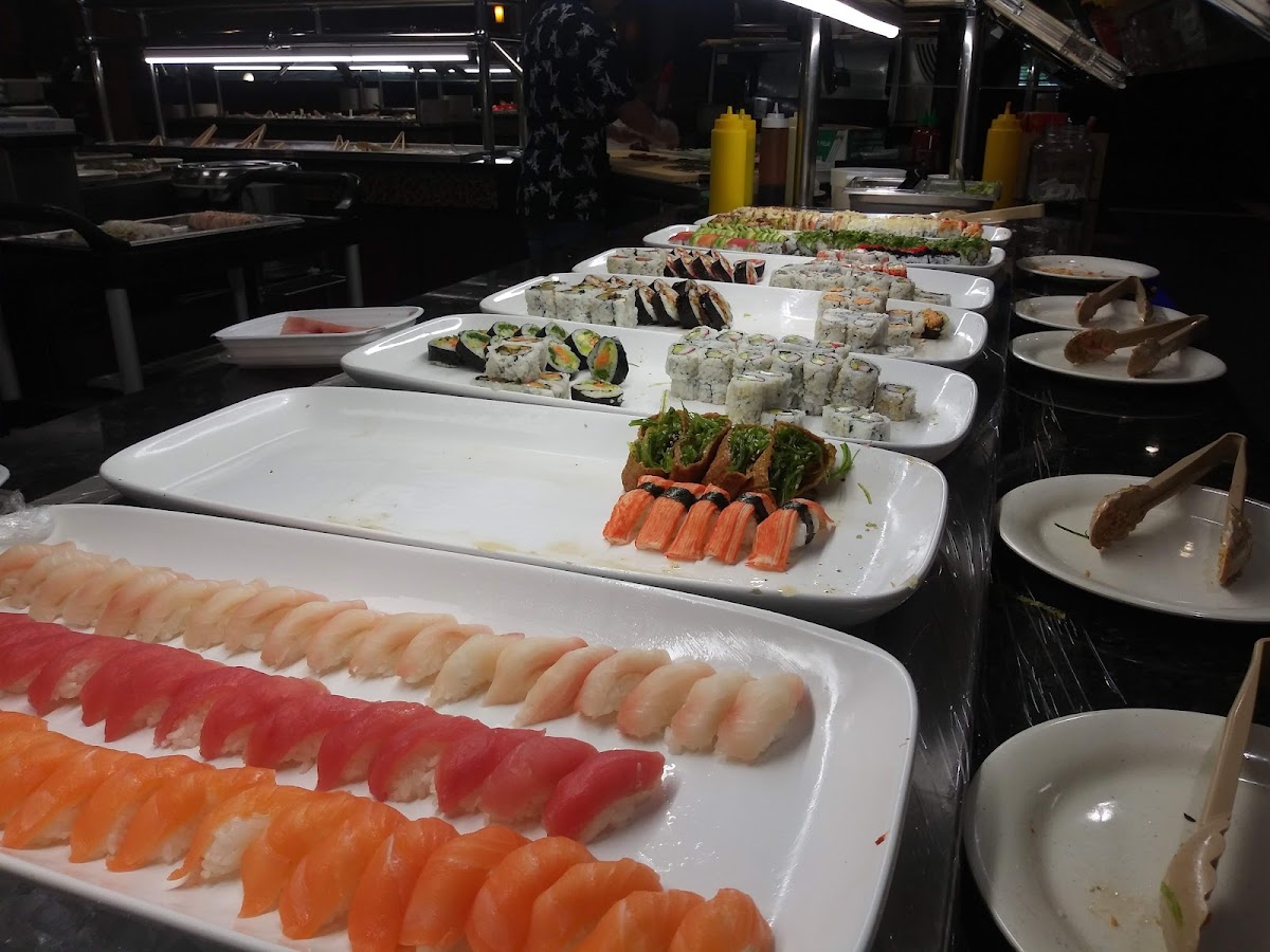 Asian Buffet & Grill - Matthews - Photo 5