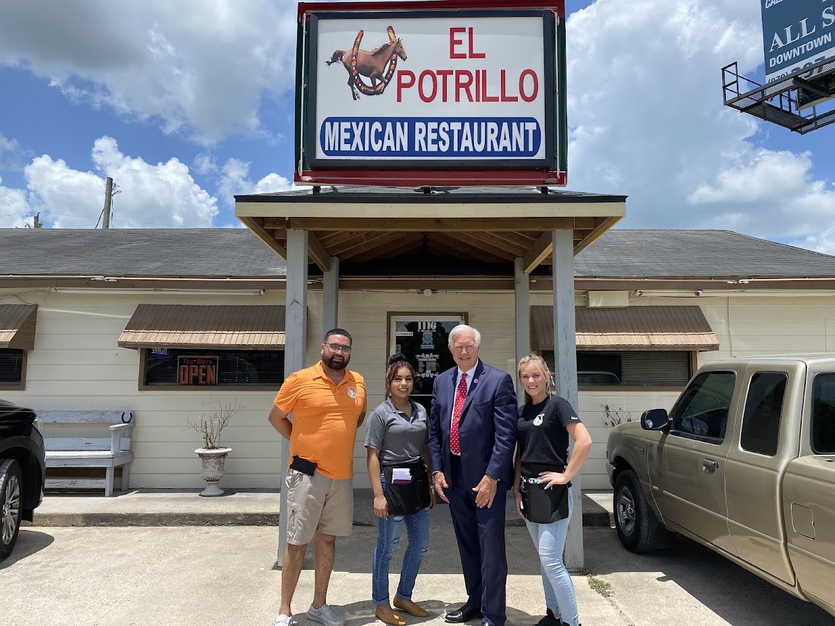El Potrillo - Brazoria