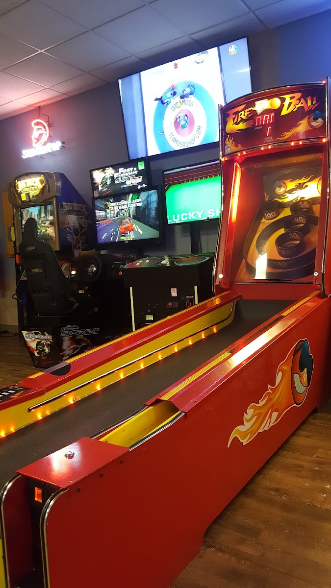 Sidelines Sports Grill Ltd - Photo 7