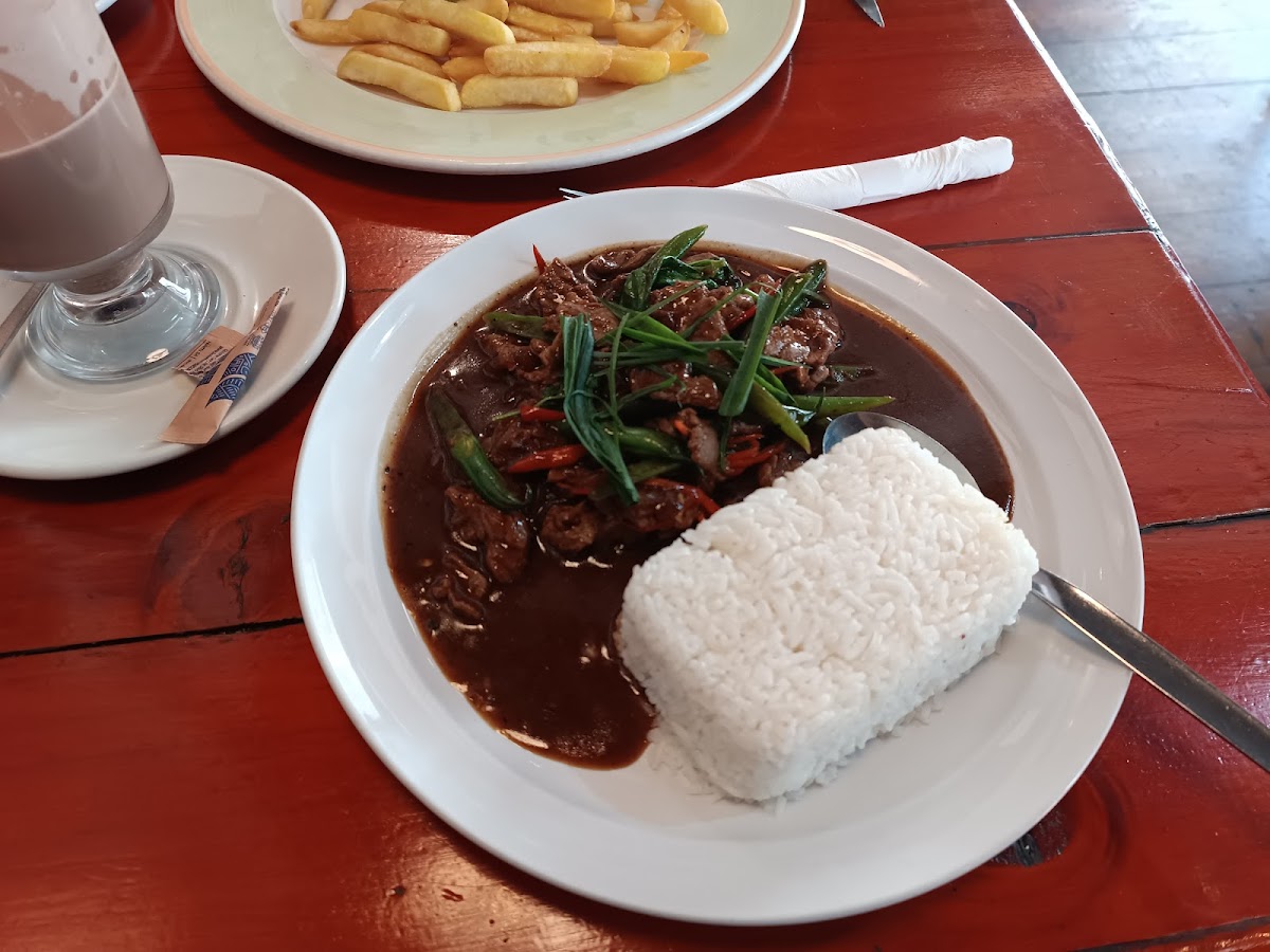St. Clements Restaurant - Photo 6