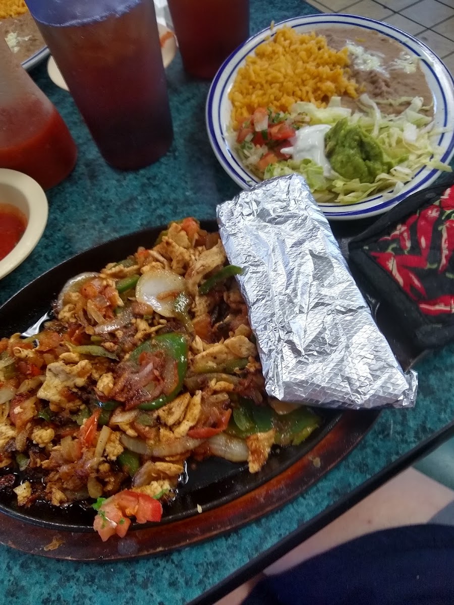 El Charro - Coffeyville - Photo 7