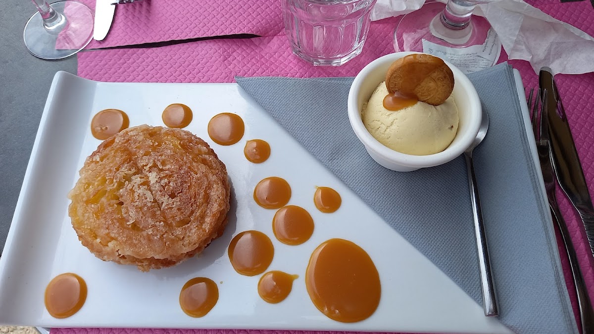 Le Café Du Port - Photo 1