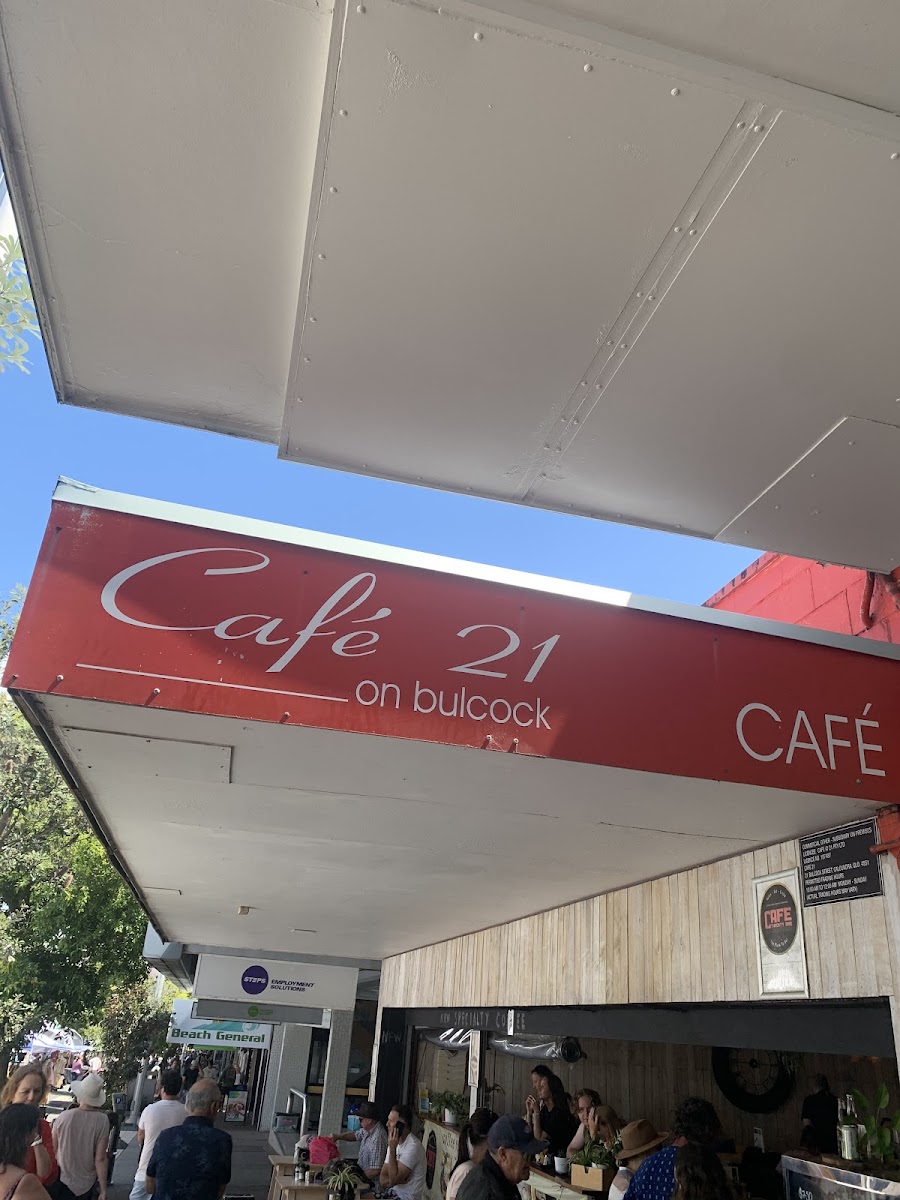 Cafe Twenty One - Photo 8