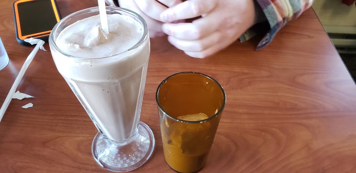 Rosie's Cafe - Inwood - Photo 9