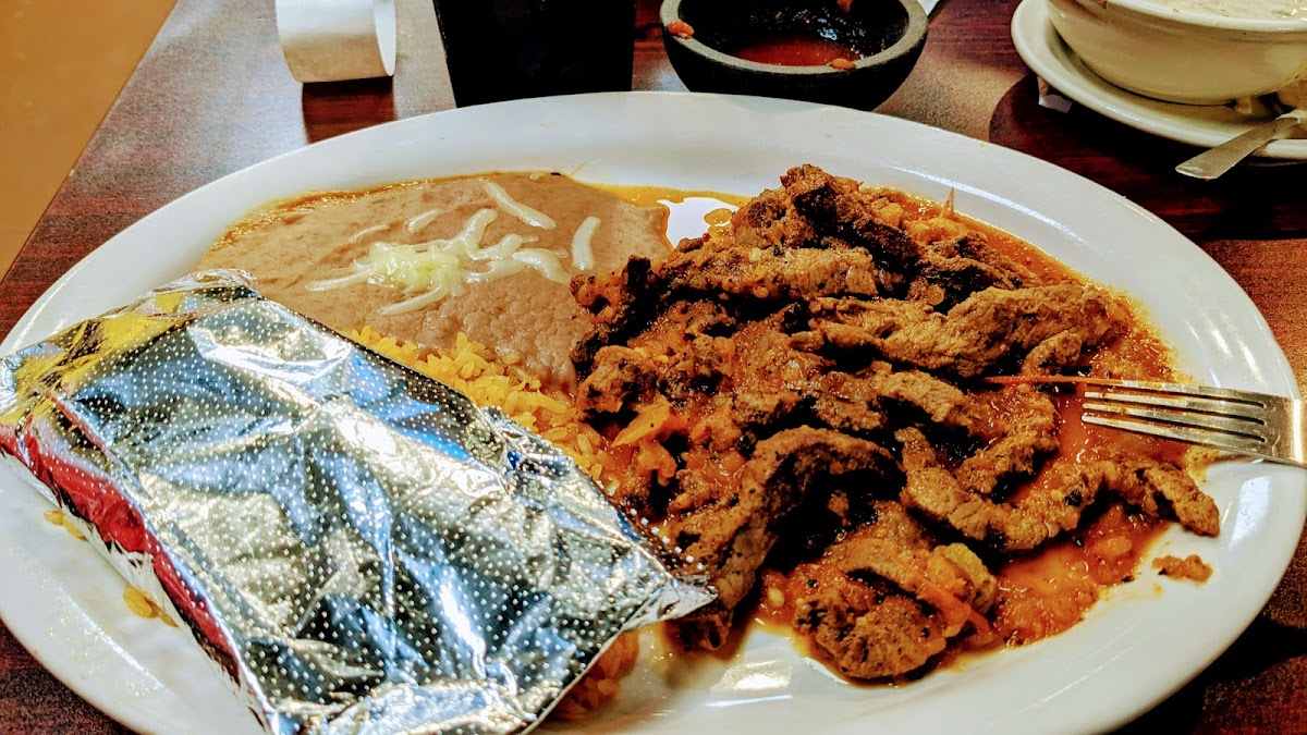 Santiago's Mexican Restaurant - Magnolia - Photo 8