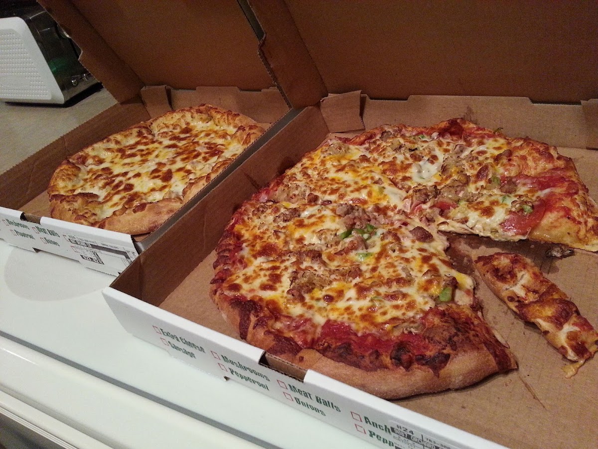Primo Pizza - Monticello - Photo 8