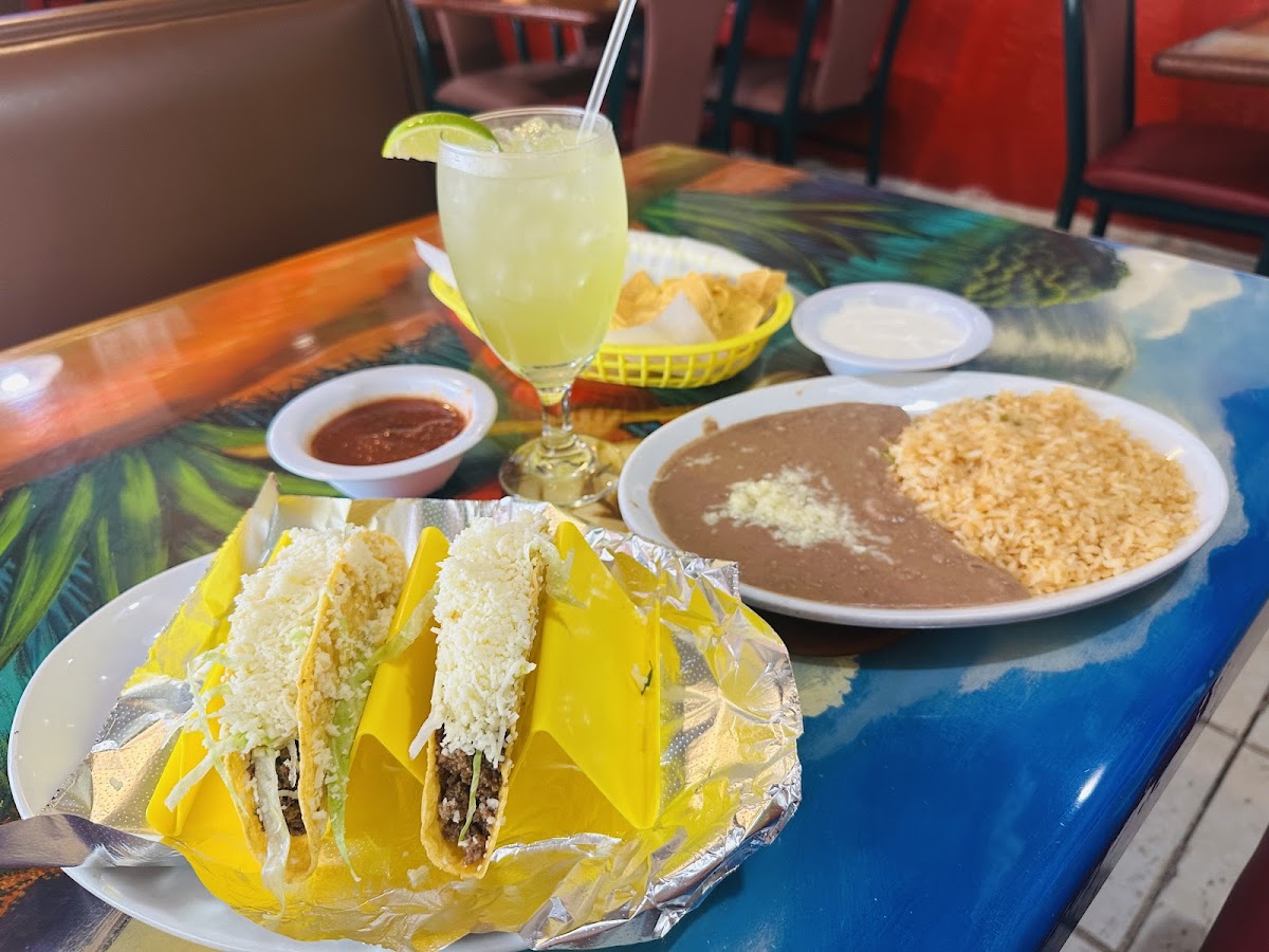 Santa Fé Mexican Grill - Largo - Photo 3