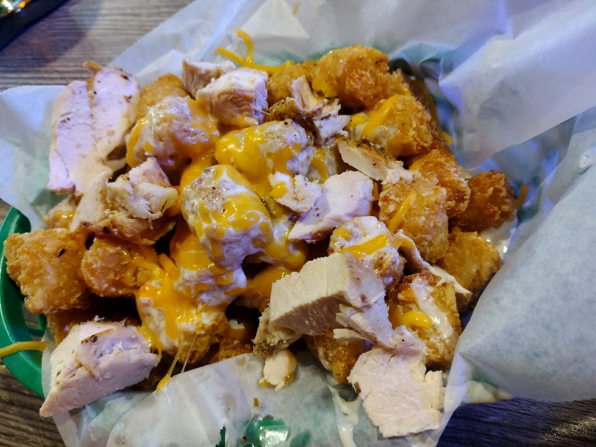 JJ's Bar & Grille - Photo 4