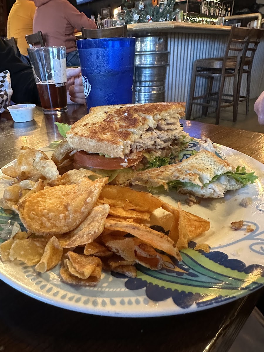 Riverside Pub - Wenatchee - Photo 8
