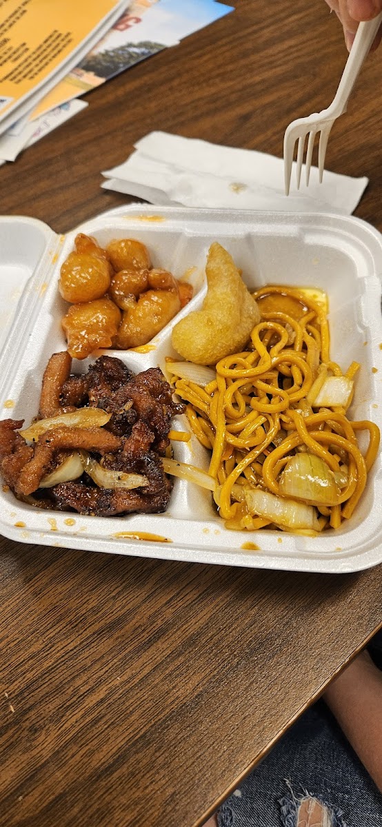 New China Express - Columbus - Photo 4