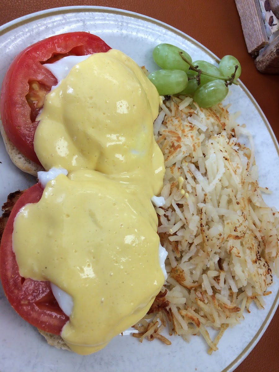 Beachwood Corner Cafe - Photo 6