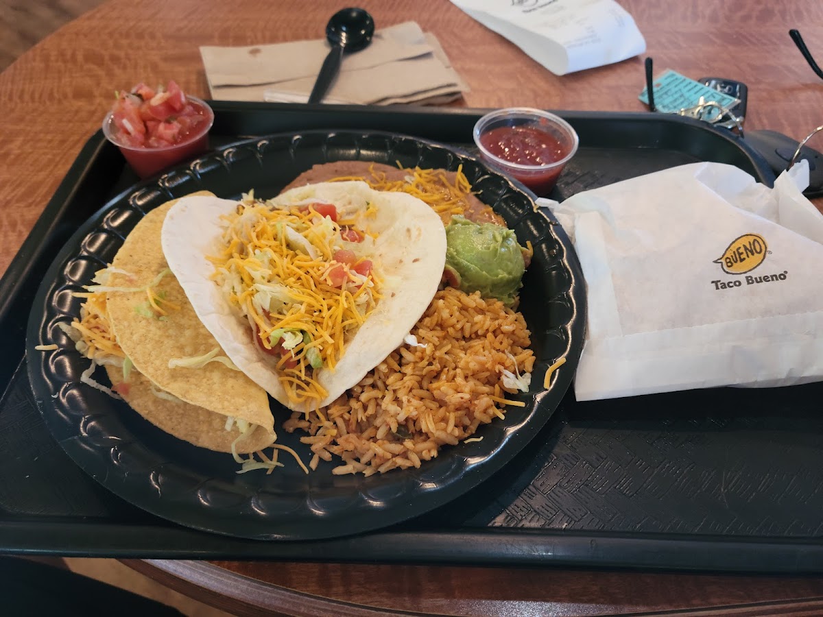 Taco Bueno - Mansfield - Photo 5