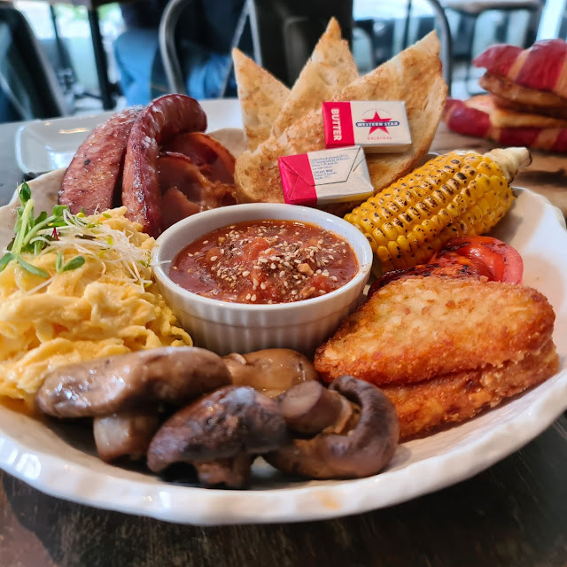 English Breakfast