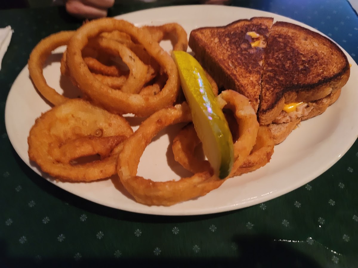 Kelly's Tavern - Bluffton - Photo 4