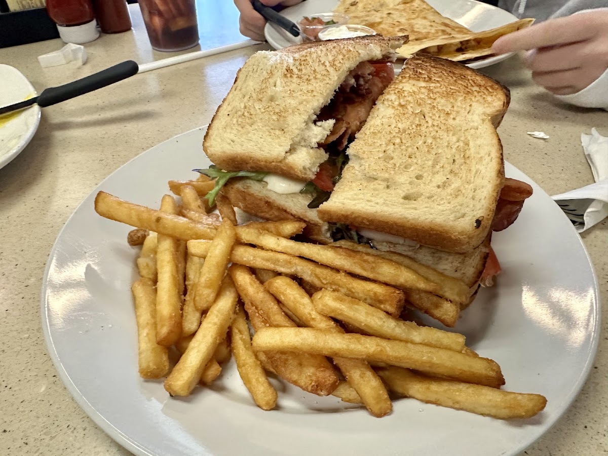 Corner Cafe - West Grove - Photo 3