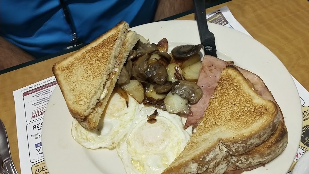 Corner Cafe - West Grove - Photo 5