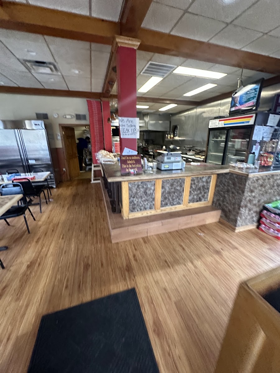 Plaza Pizza - Rehoboth - Photo 2