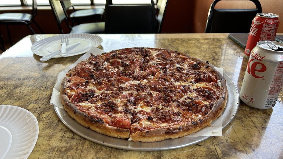 Plaza Pizza - Rehoboth - Photo 6