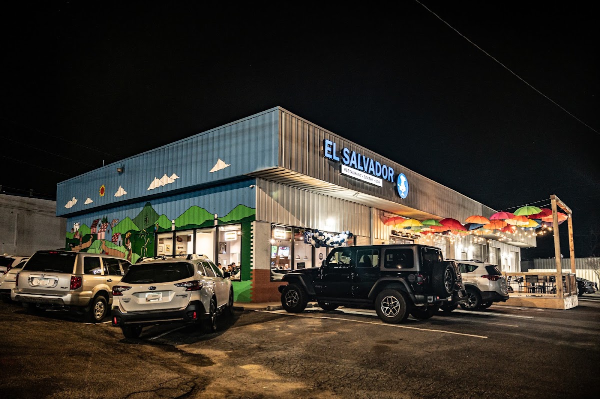 El Salvador Restaurant - Gainesville