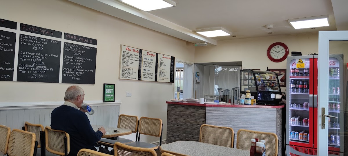 Vic's Cafe - Tyseley - Photo 3