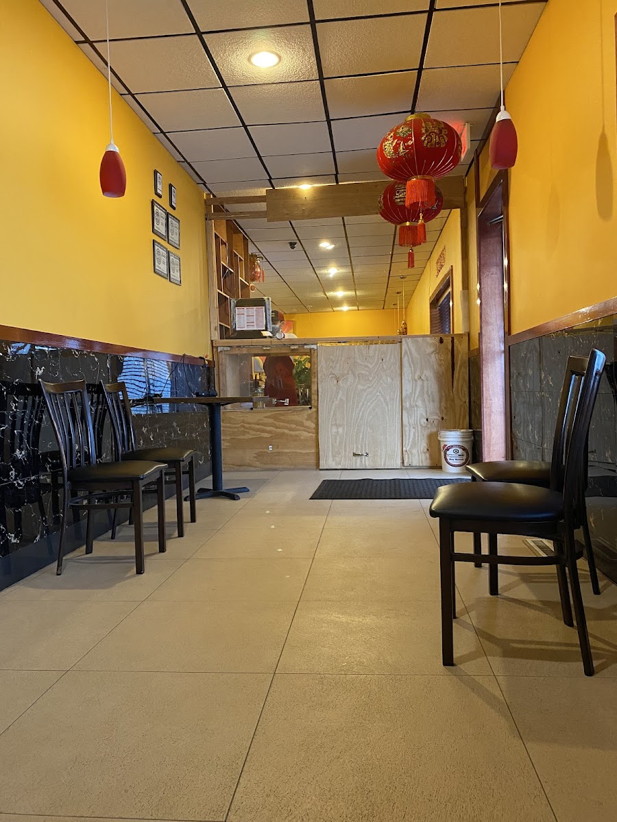 Dragon Express - Garden City - Photo 3