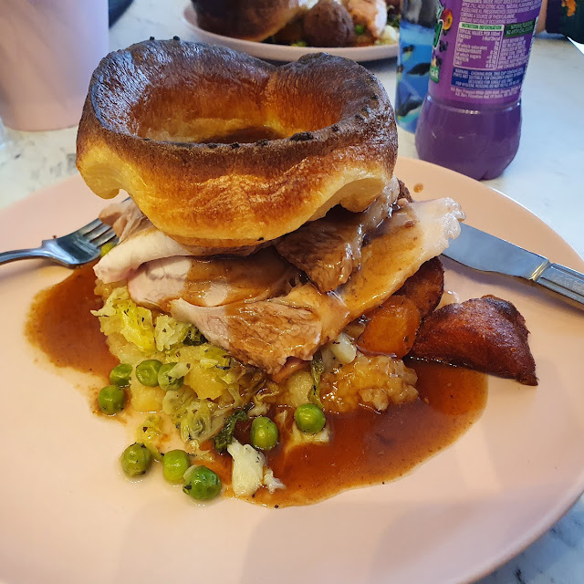 Sunday Lunch