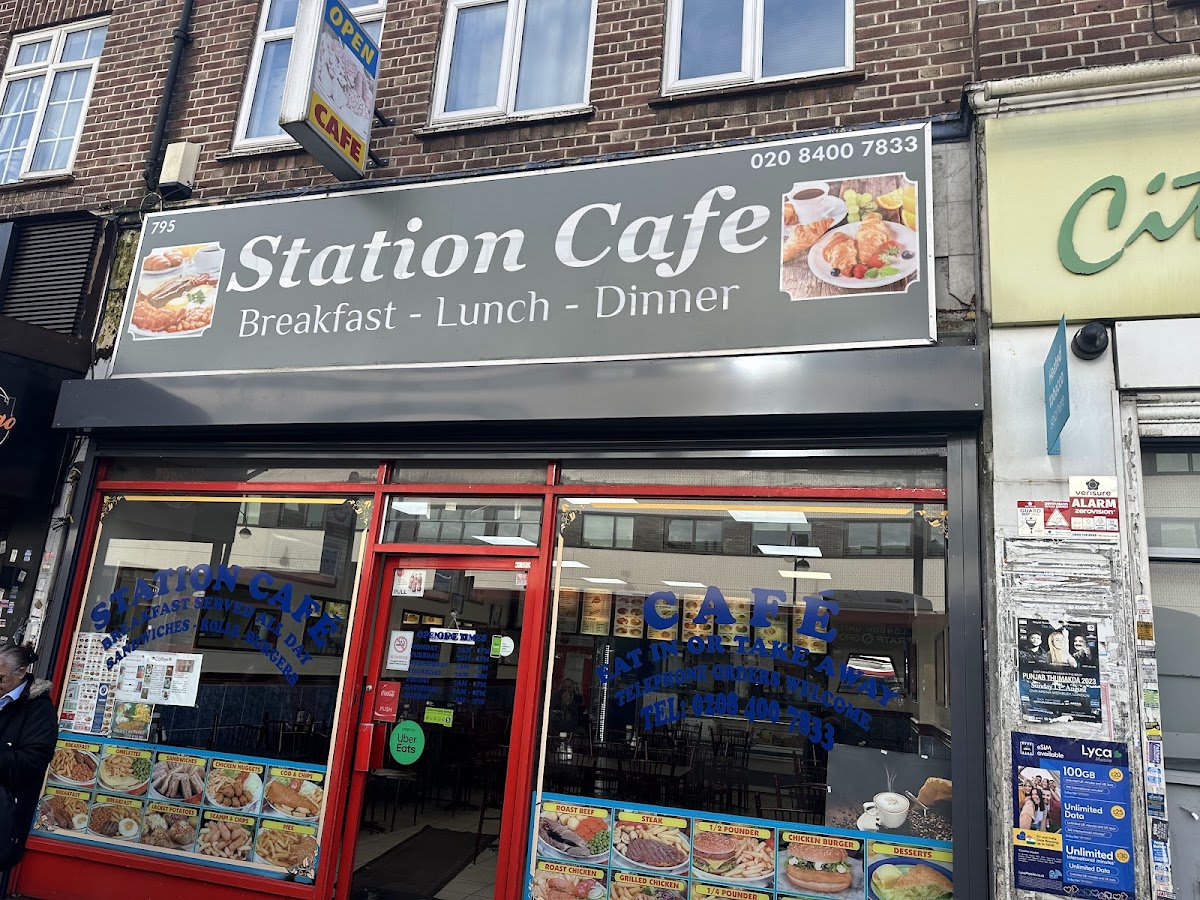 Station Cafe - 795 London Rd