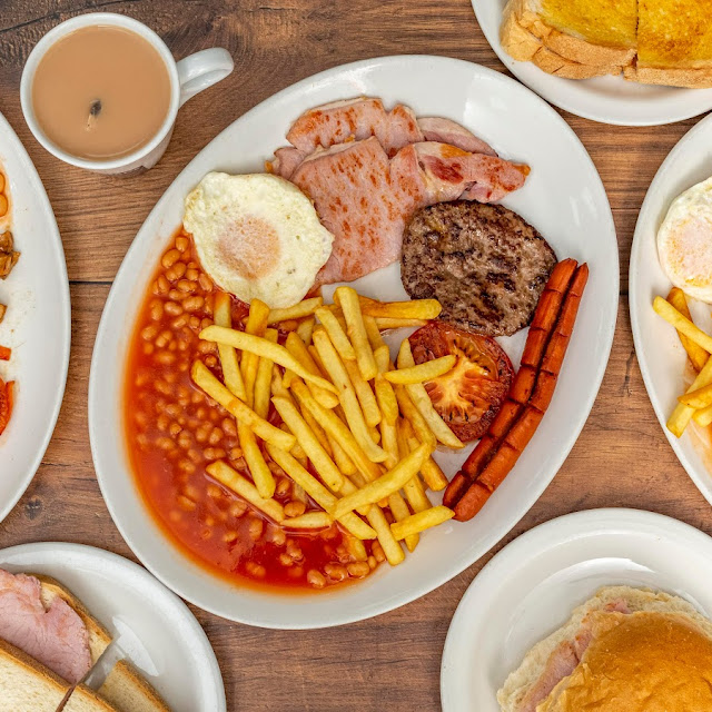 Egg Beans & Chips