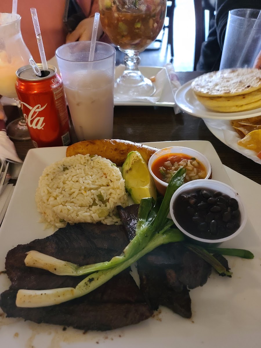 La Herradura - Peekskill - Photo 9