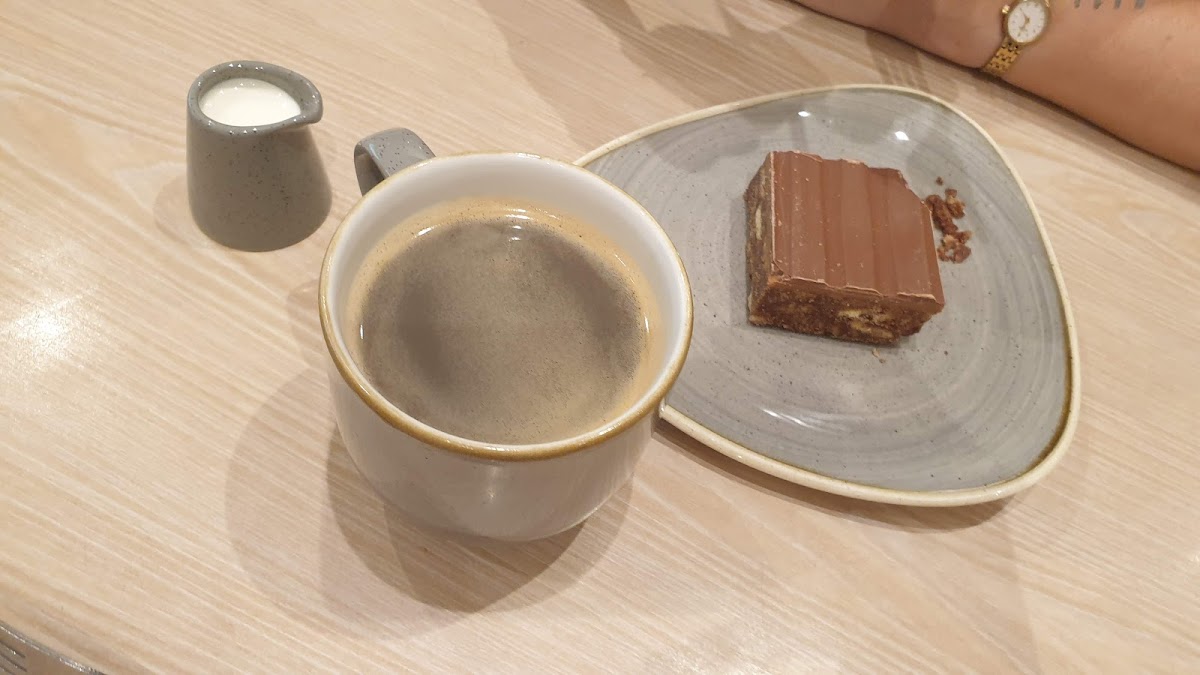 M&S Cafe - Leicester LE19 1HQ - Photo 6