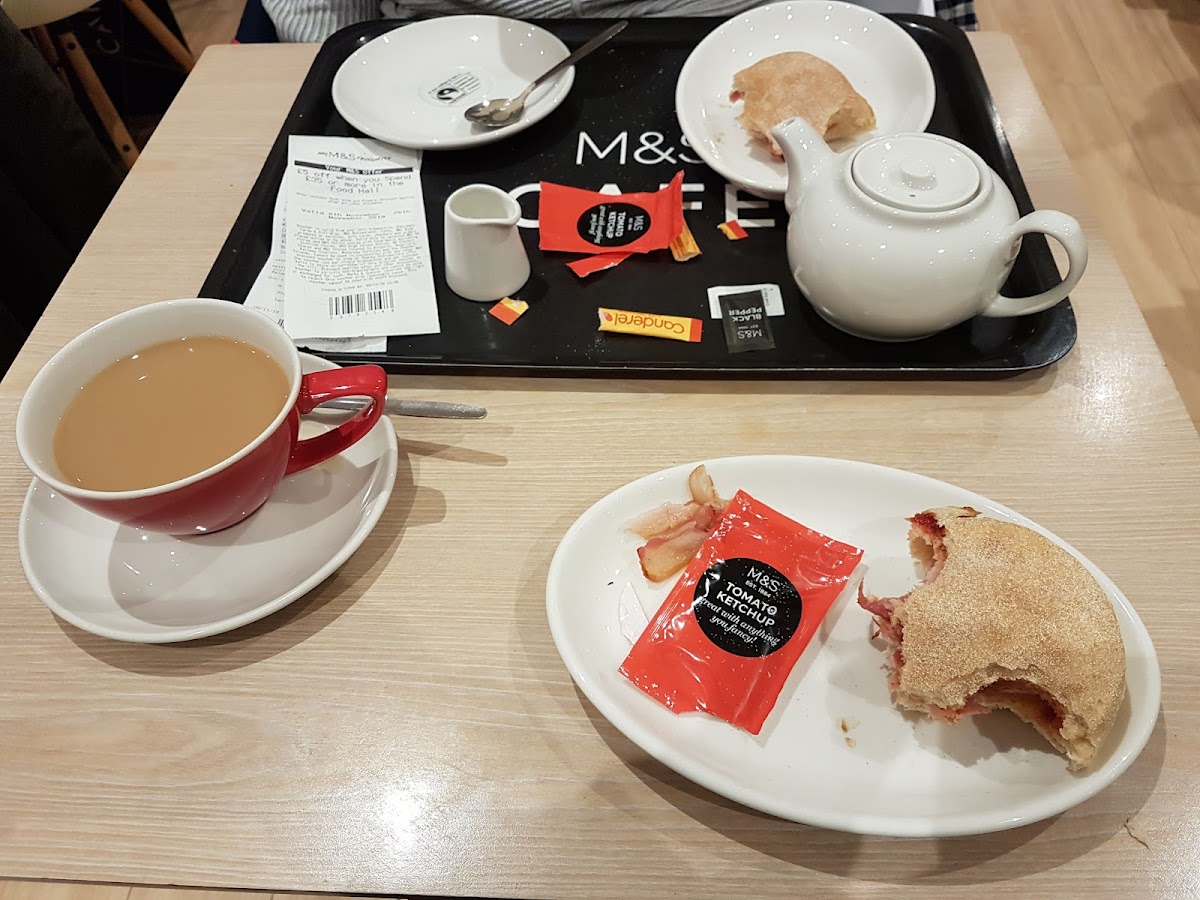 M&S Cafe - Leicester LE19 1HQ - Photo 8